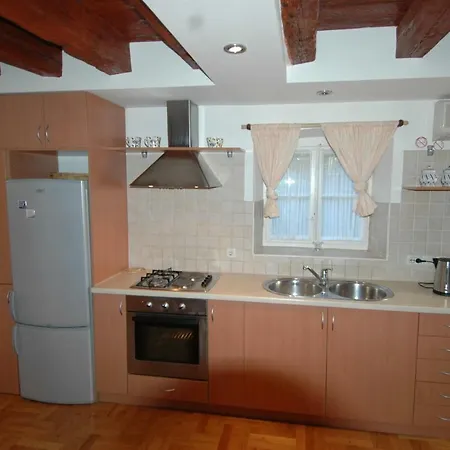 Apartment Anka *