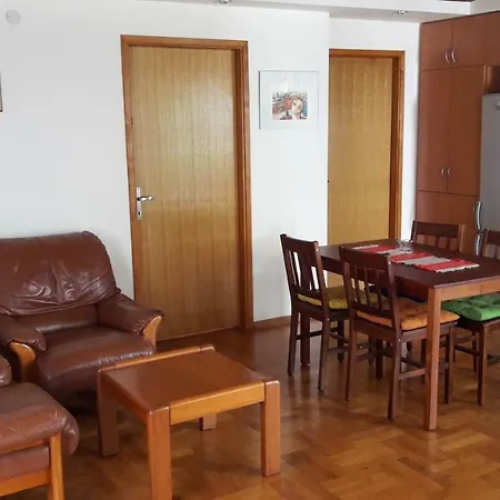 Anka Apartment